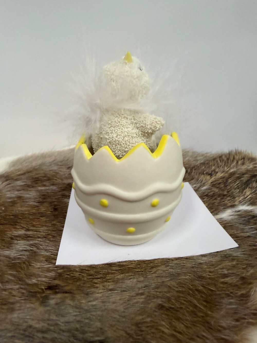 Dept 56- Chick in Egg- EJ309